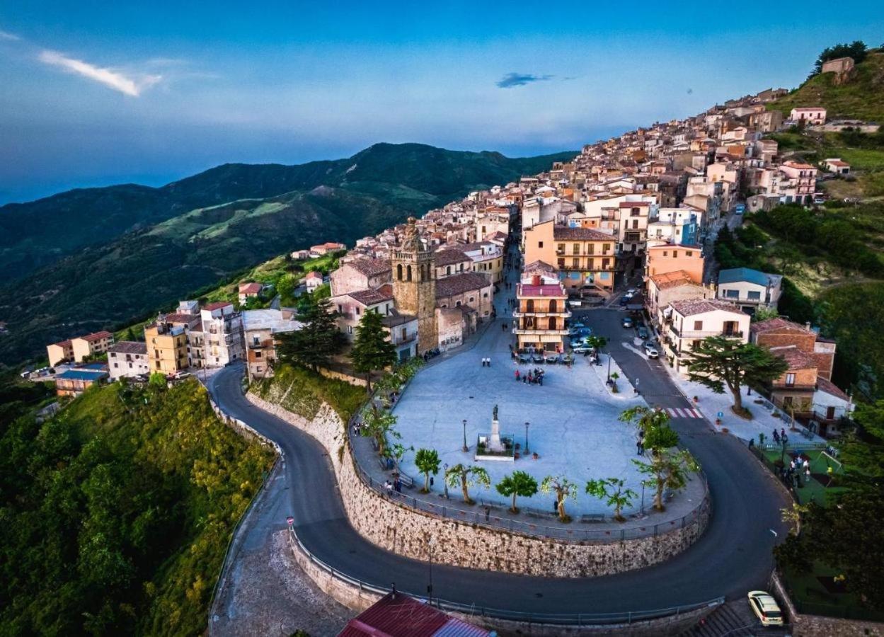 Antico Borgo Buonanotte Hotell San Mauro Castelverde Exteriör bild